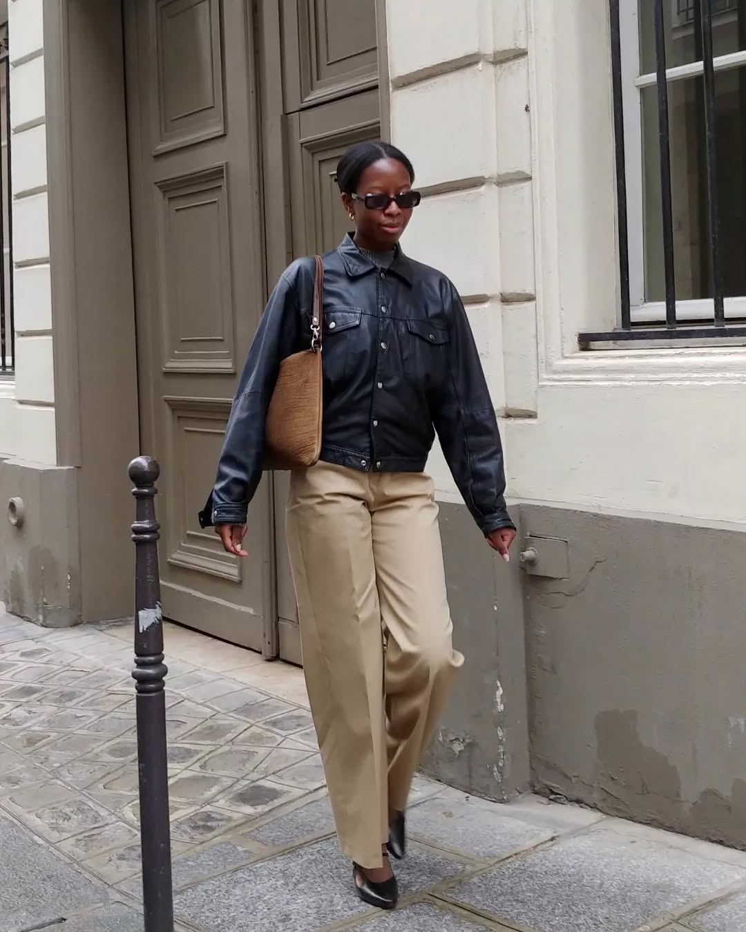 looks com calça bege