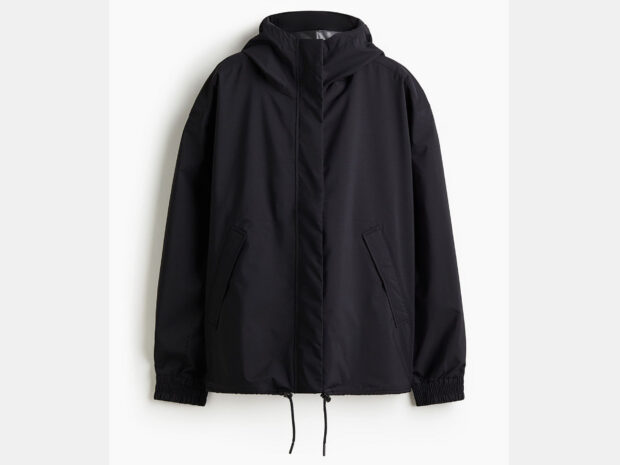 Capa de chuva feminina 20jan26 fotos produtos fundo offwhite