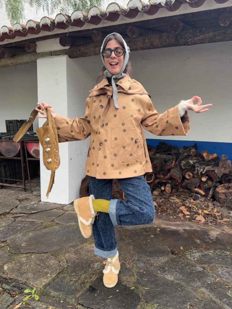 Capa de chuva feminina 20jan26 vicmontanari