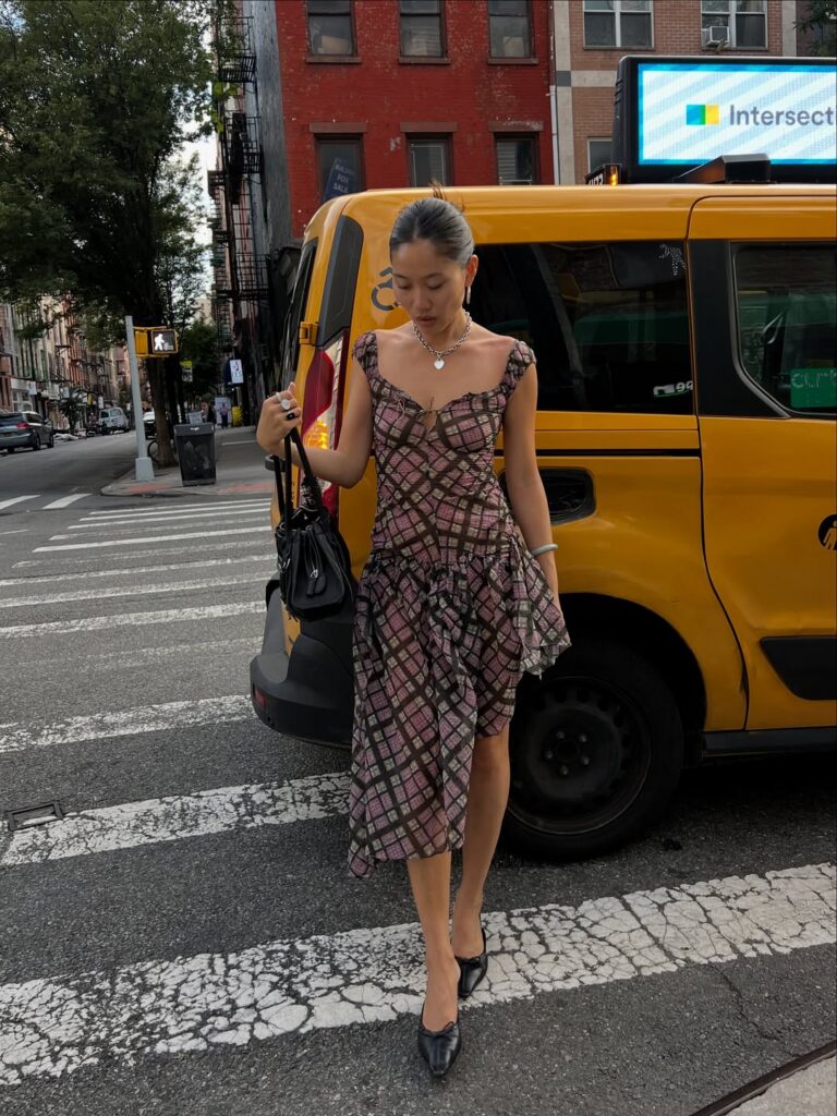 sapatilha de bico fino preta 