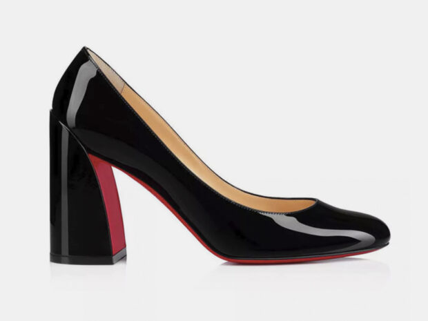 Sapatos sociais femininos 30jan26 Christian Louboutin