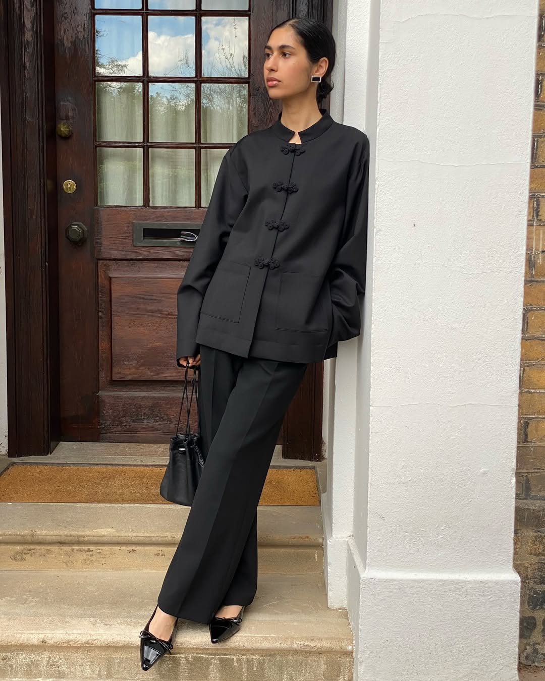 De origem chinesa, a tang jacket ganha o street style tang jacket