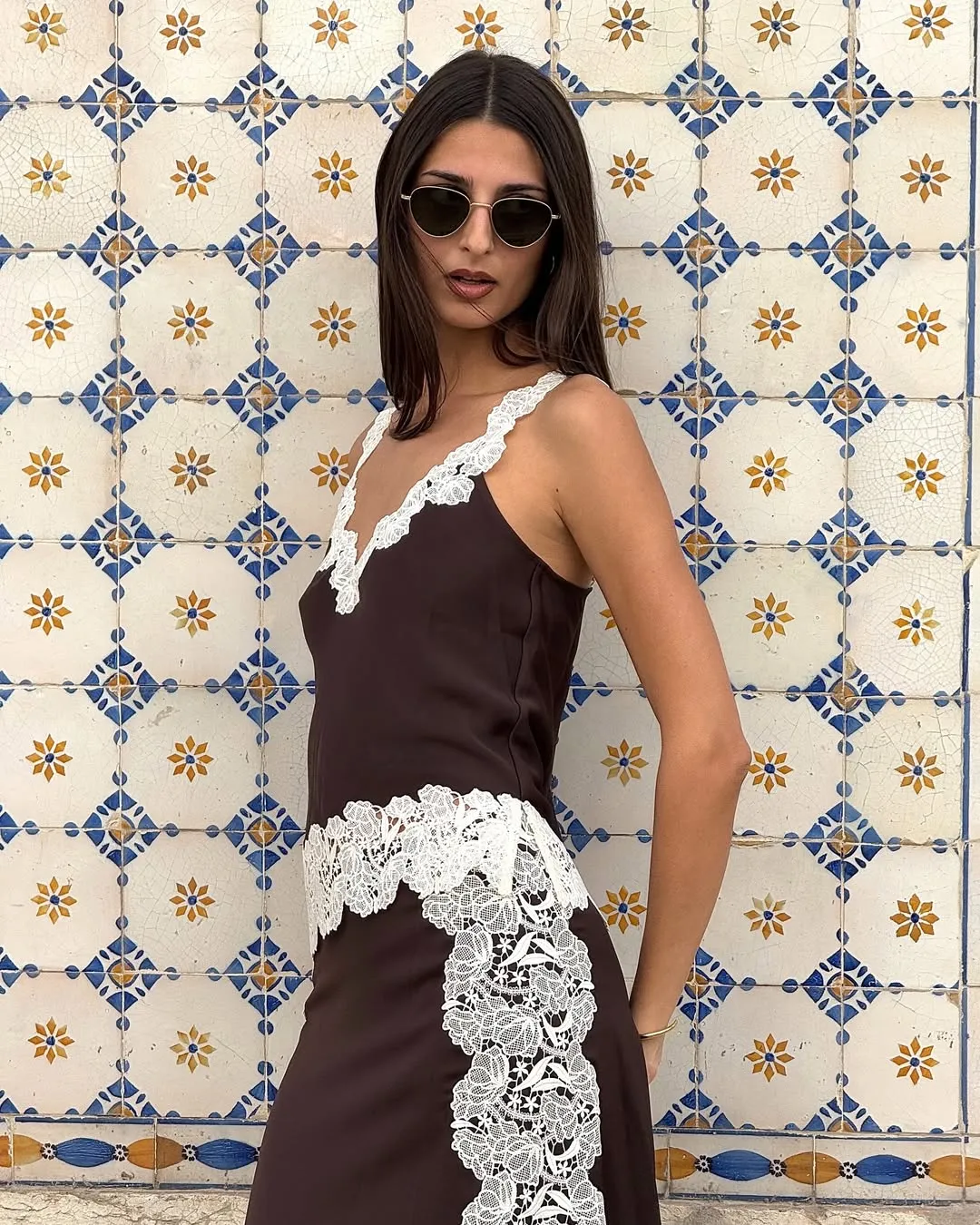 looks blusa de cetim com renda