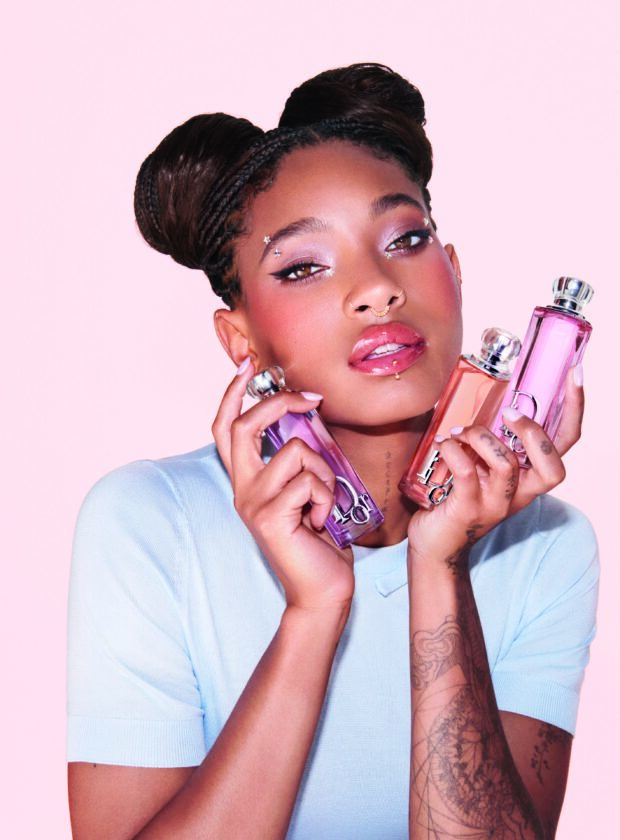 conheça os lançamentos de dior addict: perfumes gourmand e novos lip oils