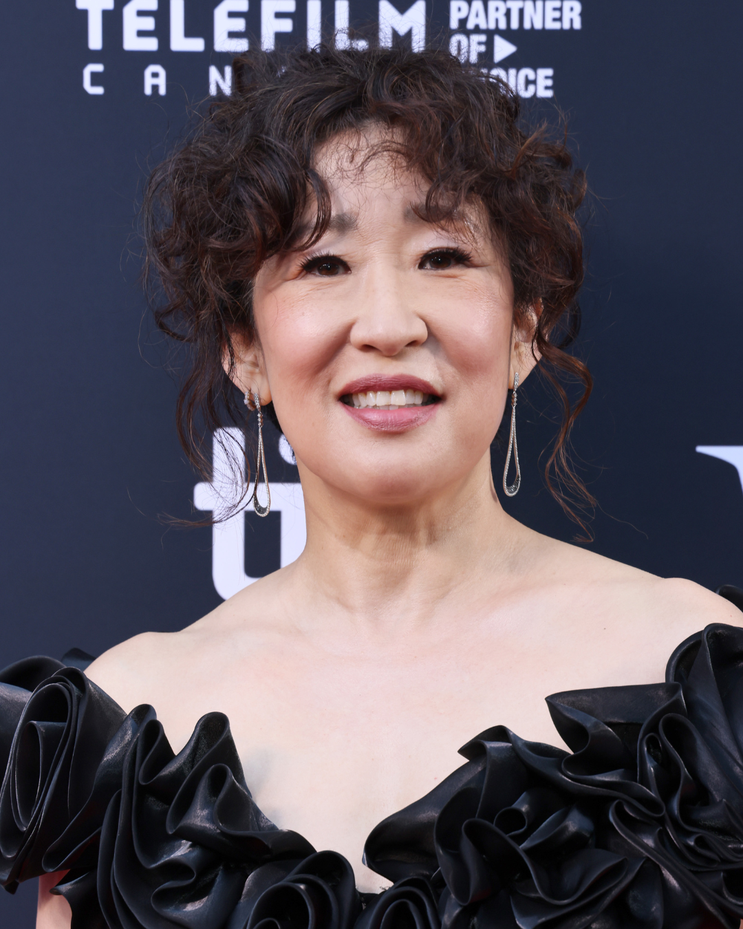 3 tipos de franjas femininas que são tendência entre as mulheres 50+ tipos de franjas femininas que favorecem mulheres de todas as idades: franja cortina, franja repicada e mais