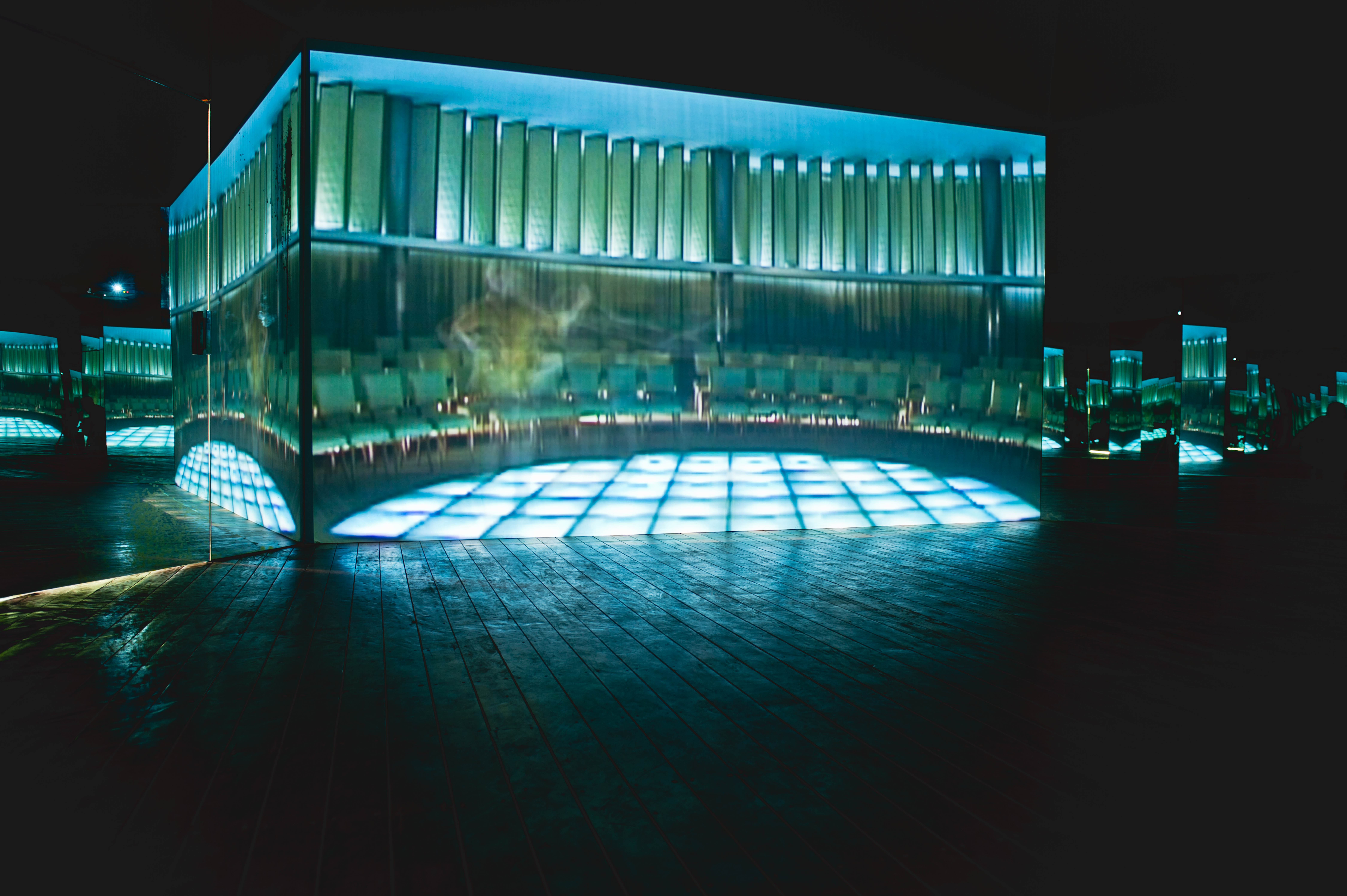 Galerias de Inhotim: Valeska Soares