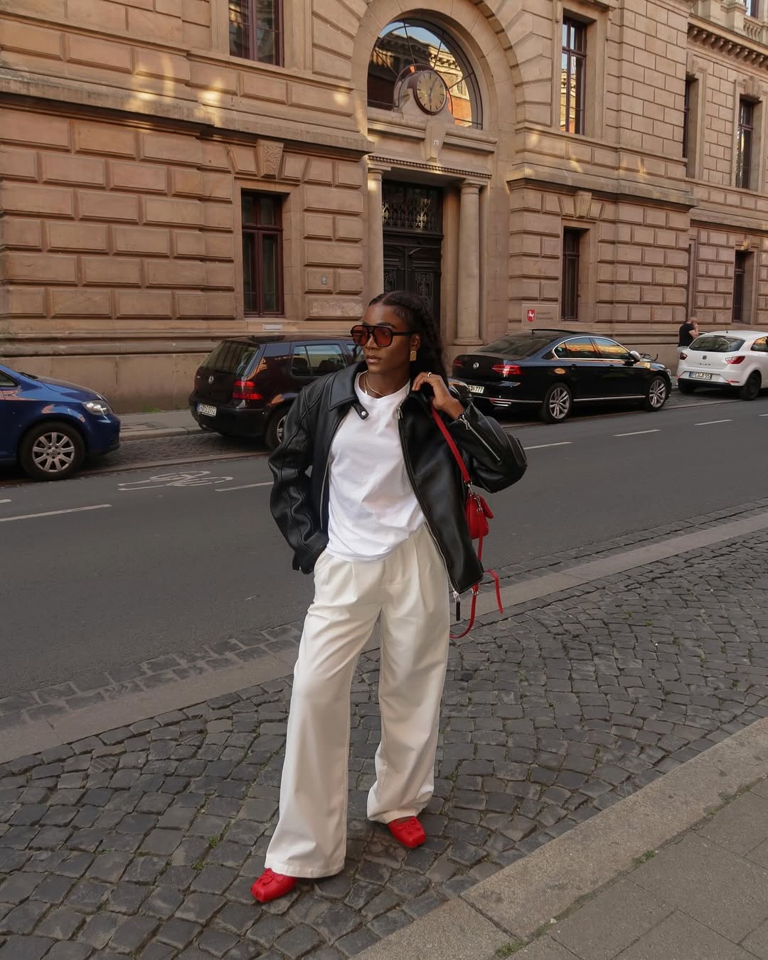 Formais? Nem sempre! Como usar os looks com calça de alfaiataria de um jeito descolado looks com calça de alfaiataria