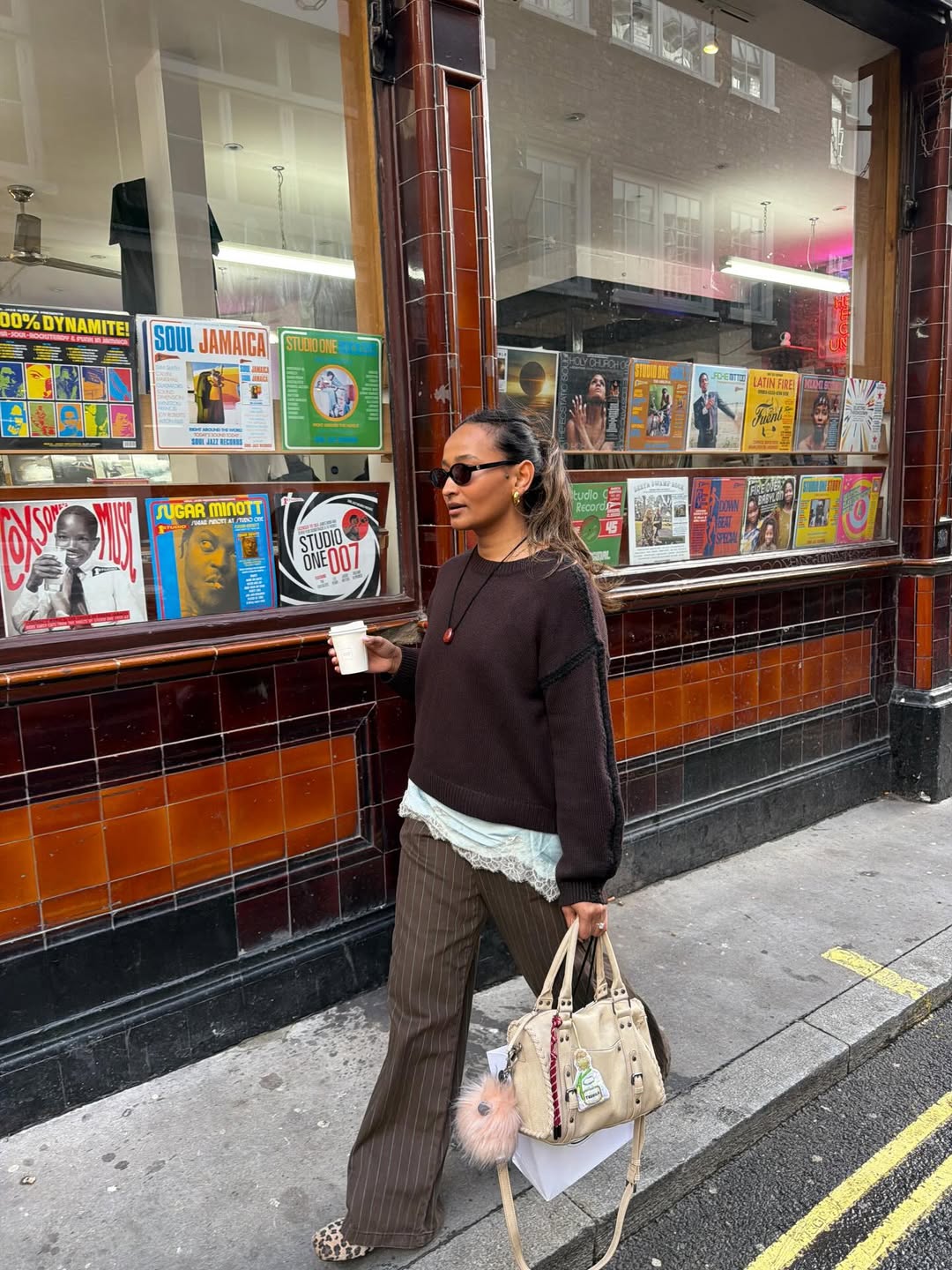 looks de frio para a frente fria