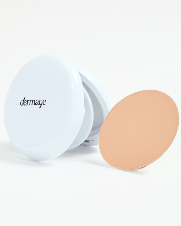 Pó compacto com proteção solar: 7 opções para carregar e retocar ao longo do dia pó compacto com proteção solar