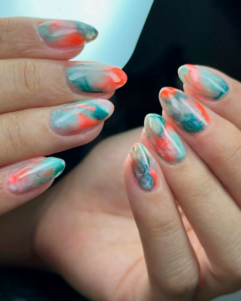 unhas decoradas para o carnaval