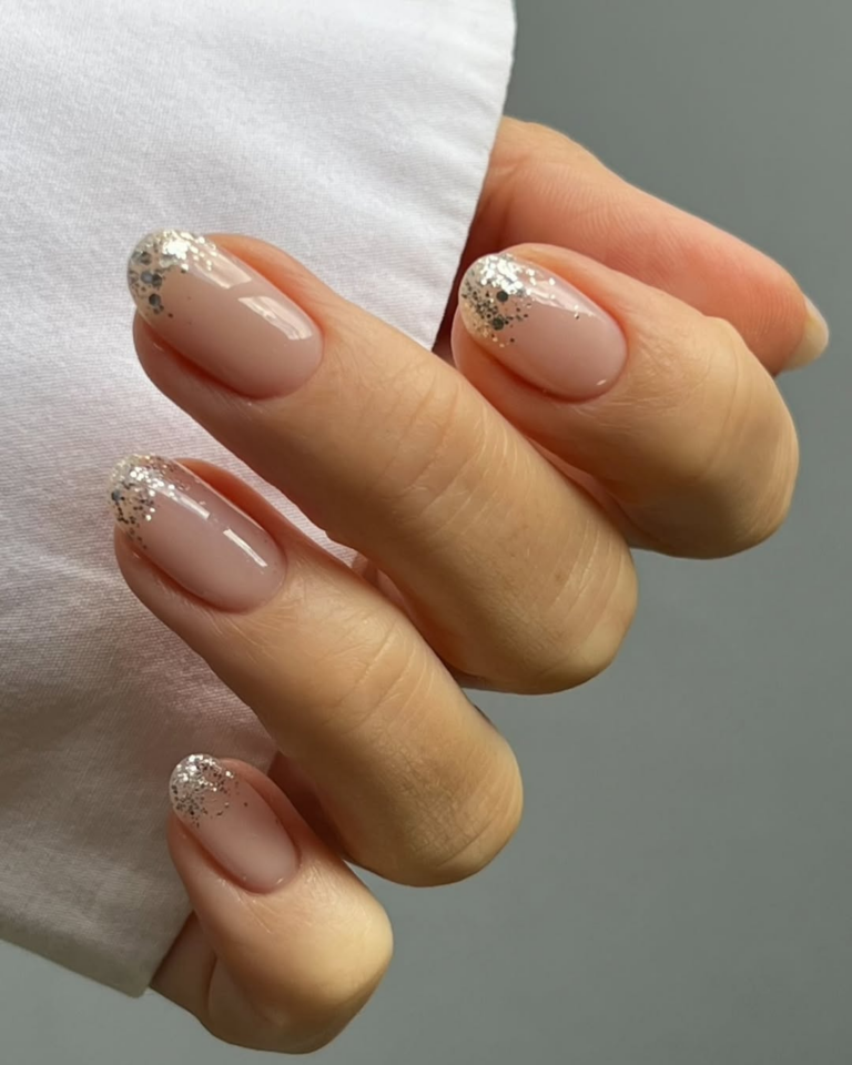 unhas francesinhas decoradas