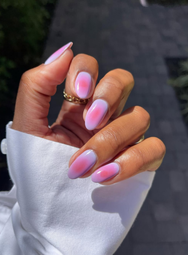 unhas roxas decoradas