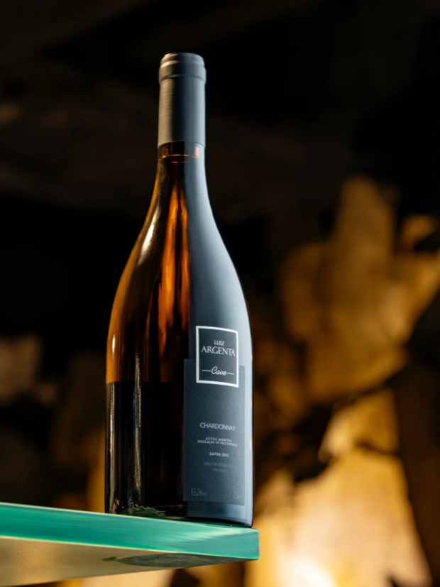 Tudo o que você precisa saber sobre o vinho Chardonnay vinho chardonnay brasil luiz argenta cave chardonnay 03