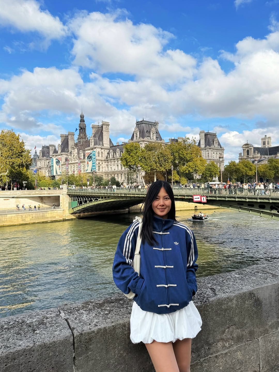 De origem chinesa, a tang jacket ganha o street style tang jacket