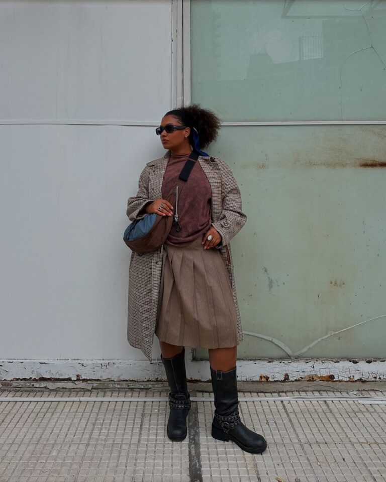 5 jeitos de usar saia plissada fora do clichê Saia plissada 2fev26 karinaq