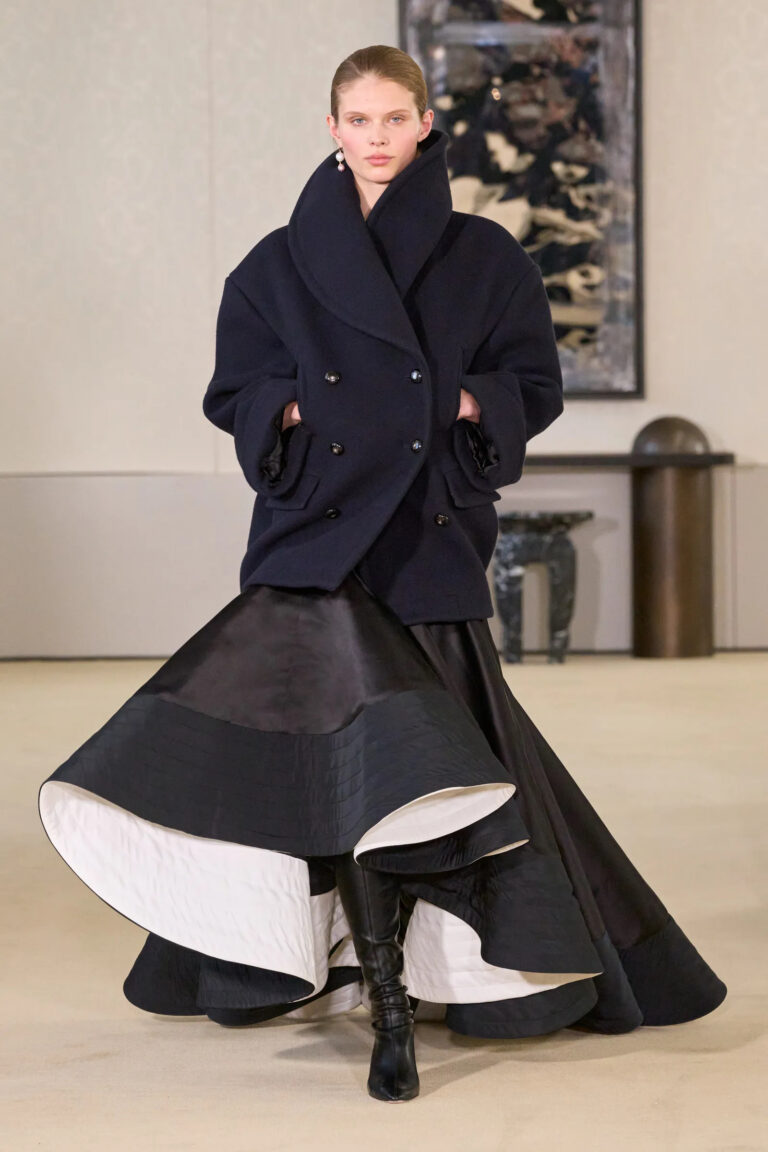 Tendencias da NYFW inverno 2026 00043 altuzarra fall 2026 ready to wear credit gorunway