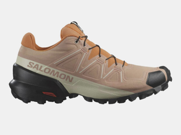 Tenis tendencia 13fev26 Salomon Speedcross
