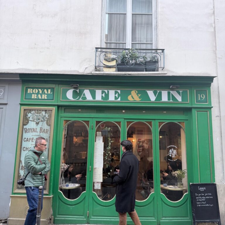 Da chocolateria de Maria Antonieta a um café no Marais, conheça 6 endereços especiais em Paris endereços especiais em Paris