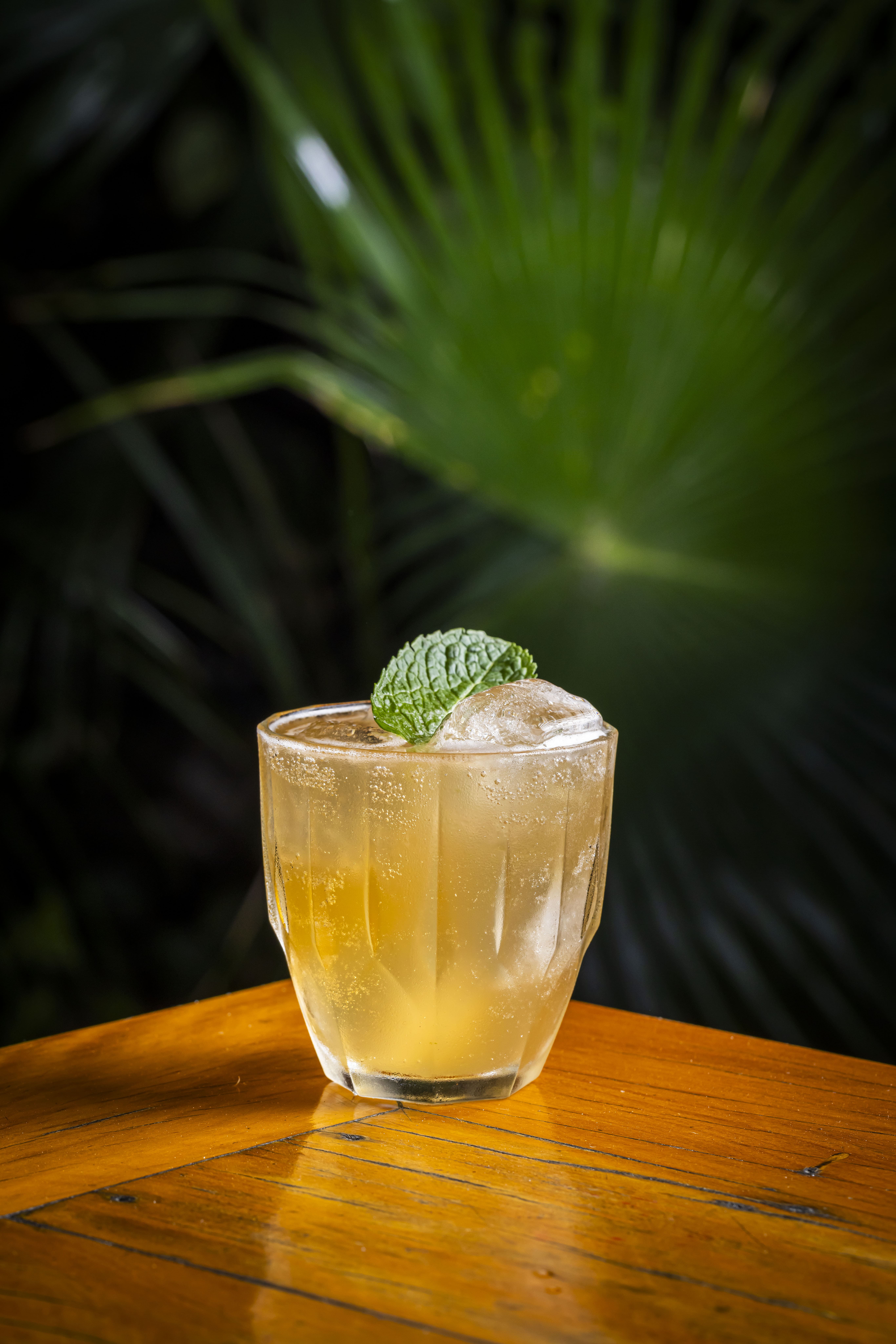 Além do mojito: 8 drinks com rum branco para conhecer