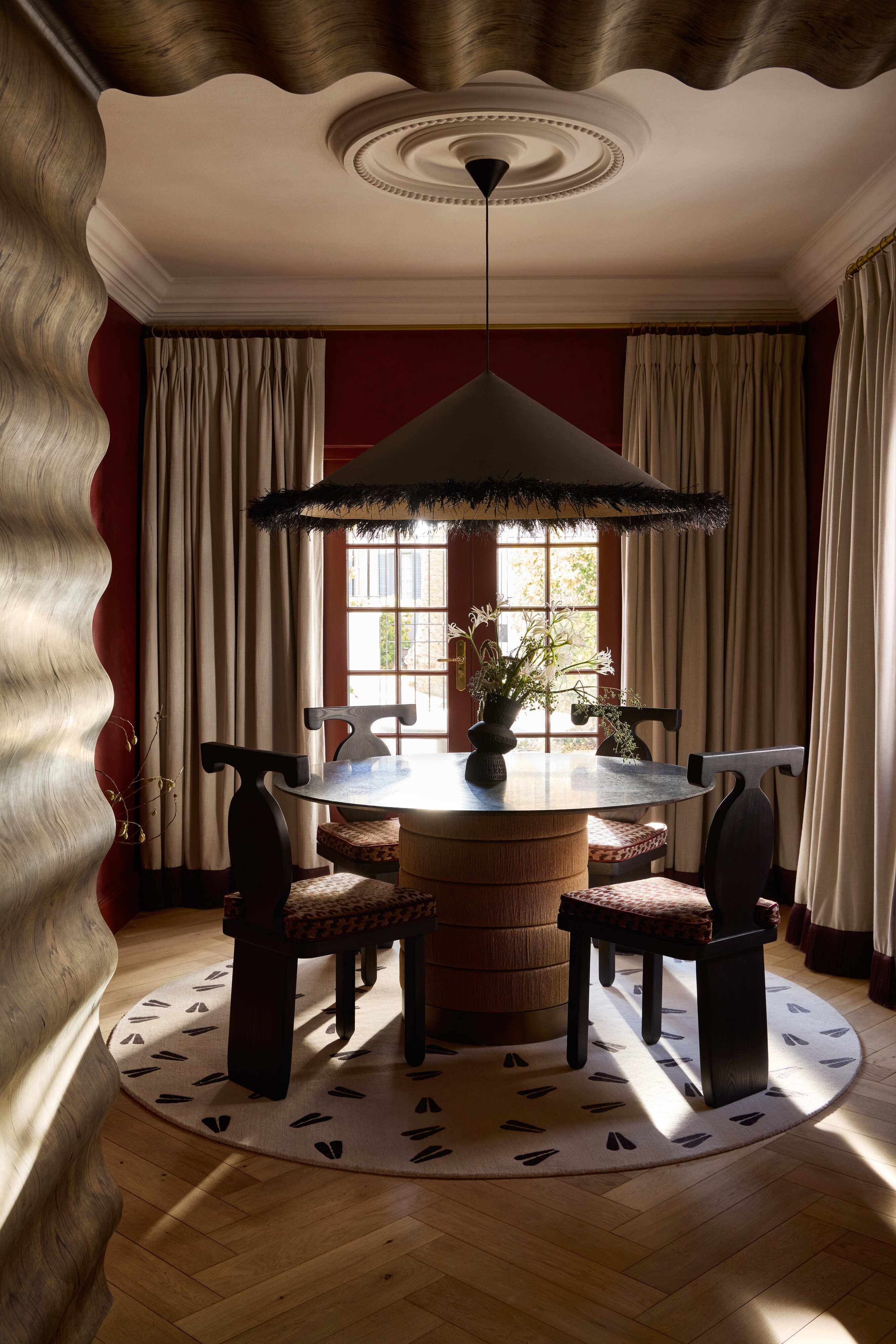 Hotel em Cape Town ganha suíte e galeria decoradas pelo estilista Thebe Magugu Hotel em Cape Town