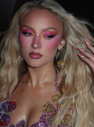 maquiagem da Zara Larsson