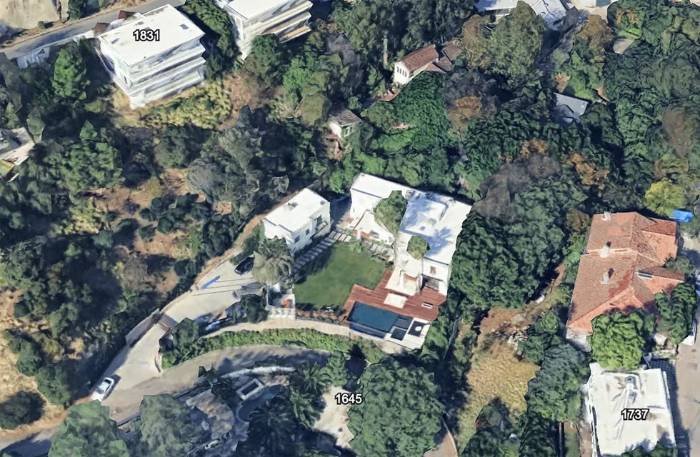 Afinal, onde mora Bad Bunny? Um giro pelas propriedades do cantor onde mora bad bunny: cantor é dono de propriedade em los angeles