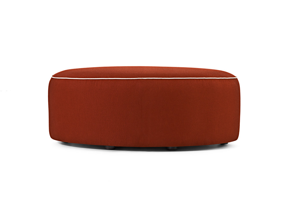 Puff terracota: 6 opções para incorporar a cor do momento em casa