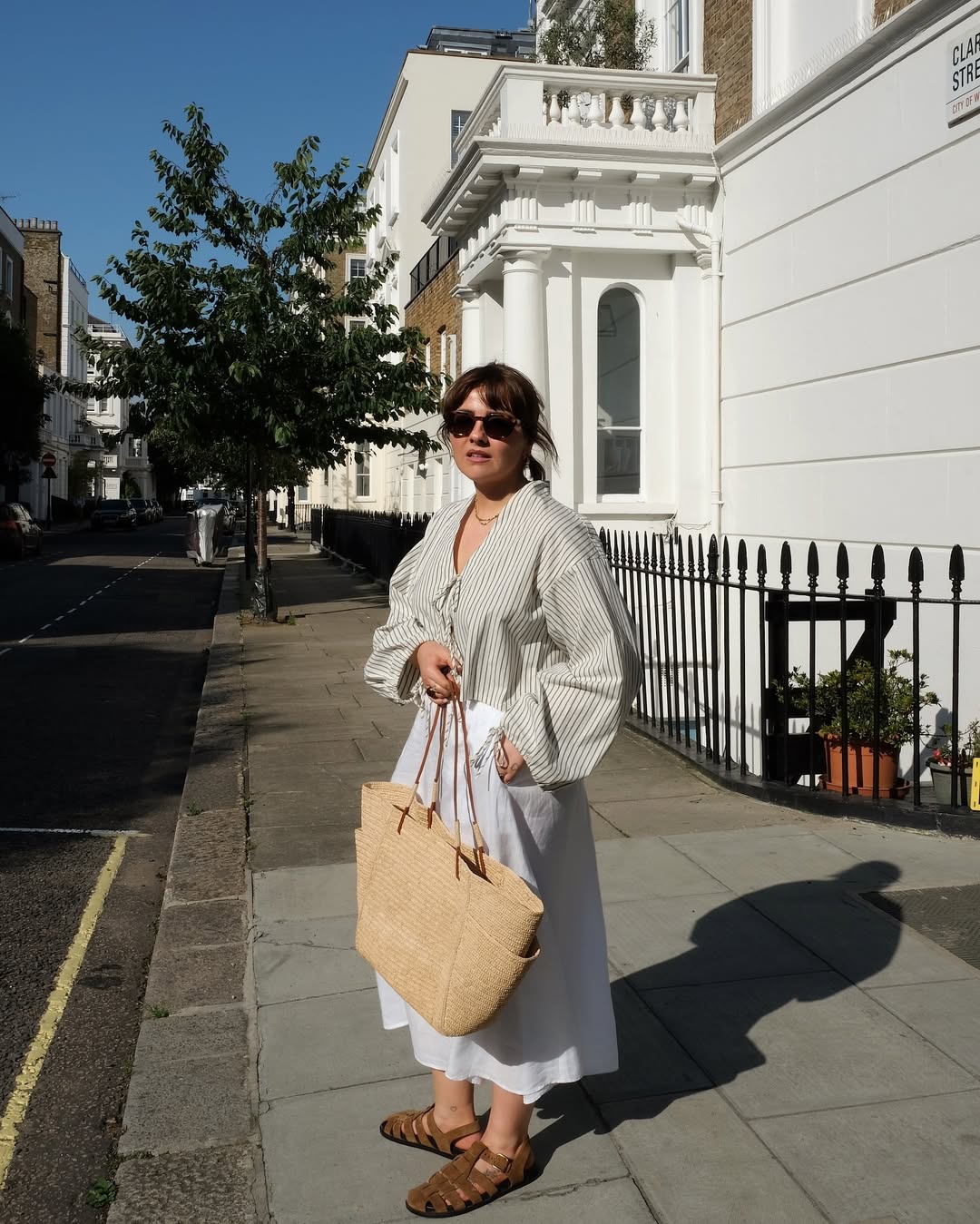 looks com sandália franciscana 