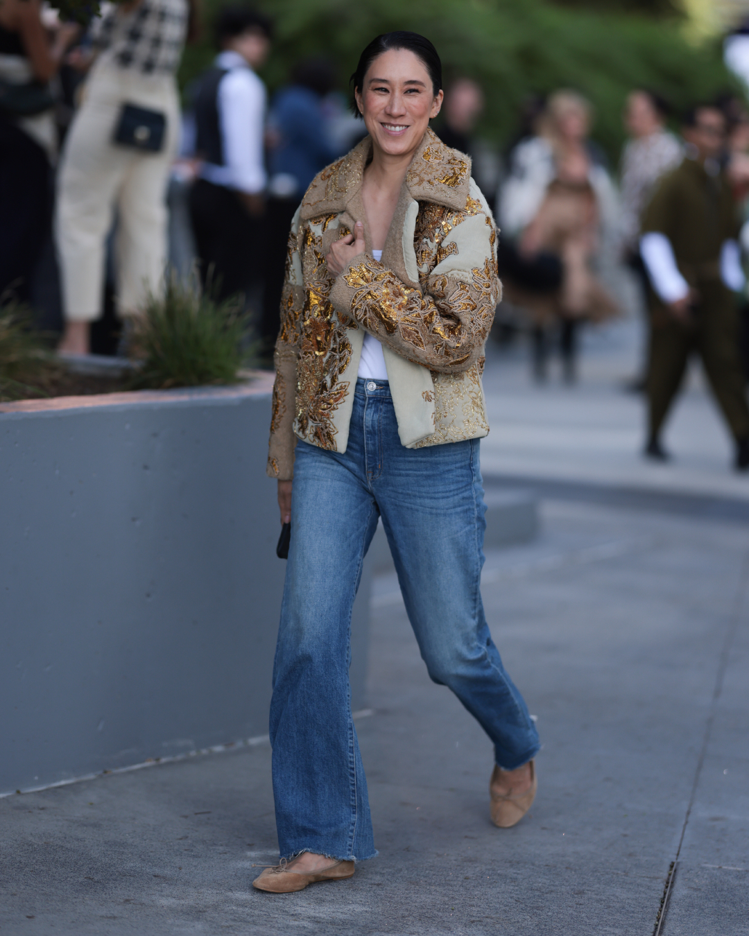 5 provas de que a sapatilha nude pode ser uma opção curinga para sua coleção looks com sapatilha nude