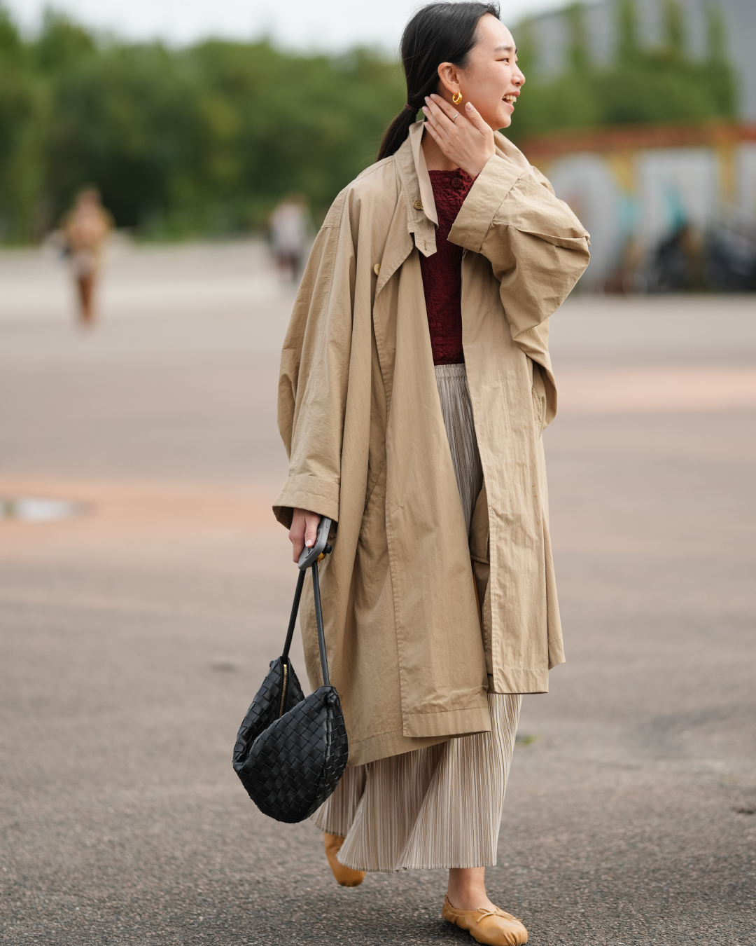 5 provas de que a sapatilha nude pode ser uma opção curinga para sua coleção looks com sapatilha nude