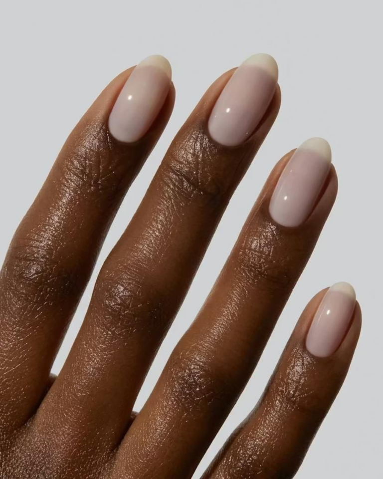 unhas delicadas e elegantes