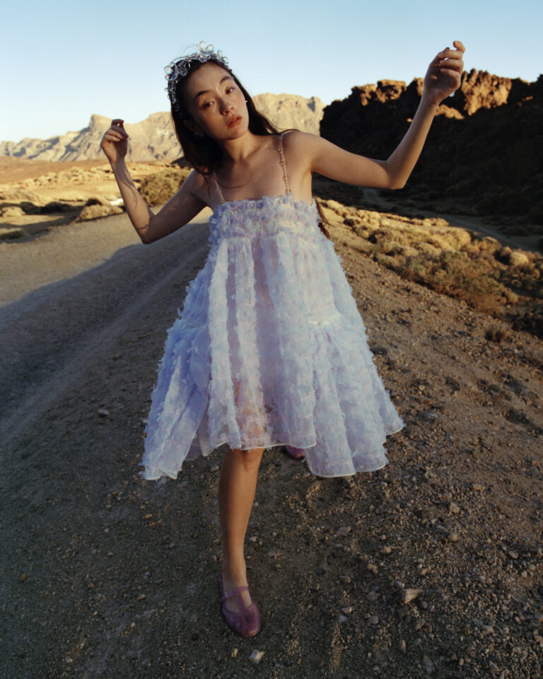 Melissa Susan Fang: designer chinesa assina collab inspirada na natureza Melissa Susan Fang 1