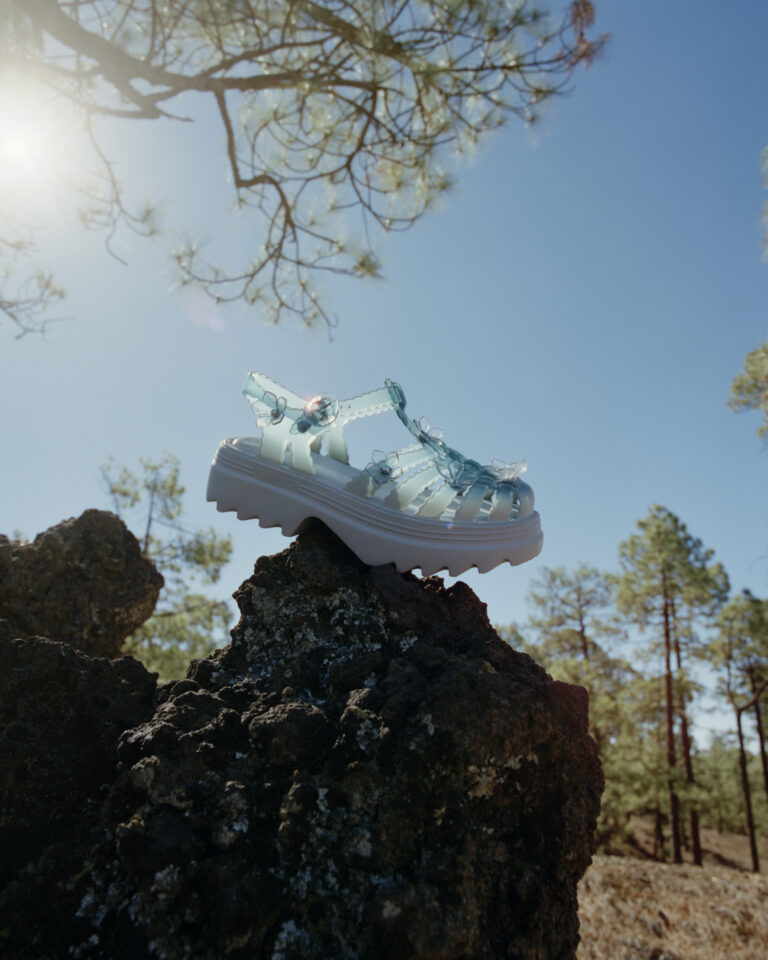 Melissa Susan Fang: designer chinesa assina collab inspirada na natureza Melissa Susan Fang copia