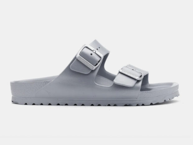 Papete: 12 versões simples de combinar no dia a dia Papete 30mar26 Birckenstock