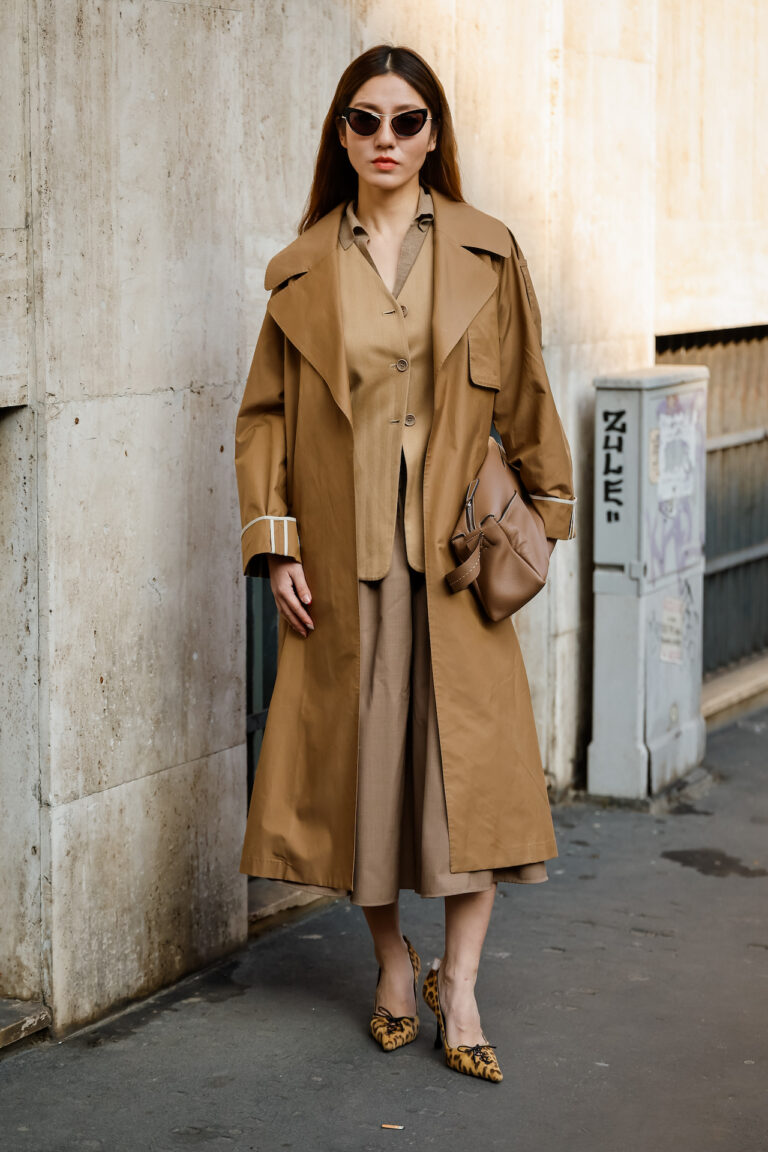 Saias mídi elegantes: como usar a tendência em 5 estilos diferentes Saias midi elegantes 2mar26 GettyImages 2264402848