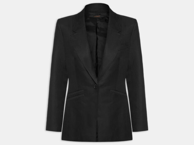 O retorno do scarpin preto: por que o sapato clássico voltou ao radar Scarpin preto 26mar26 Animale