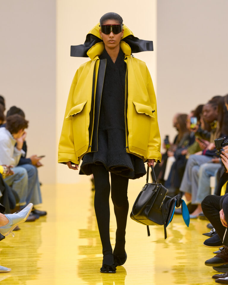 TENDENCIAS INVERNO 2026 MAR LOEWE FALL WINTER 2026 SHOW COLLECTION LOOK 10