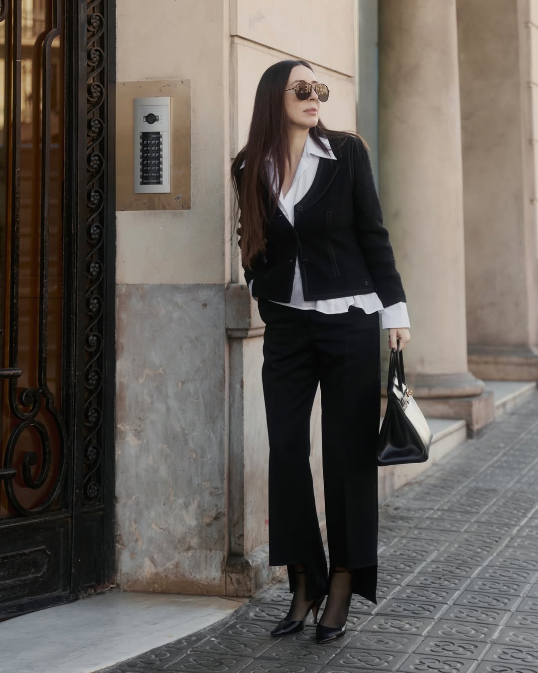 5 looks com camisa social feminina para você testar nos próximos dias look com camisa social feminina