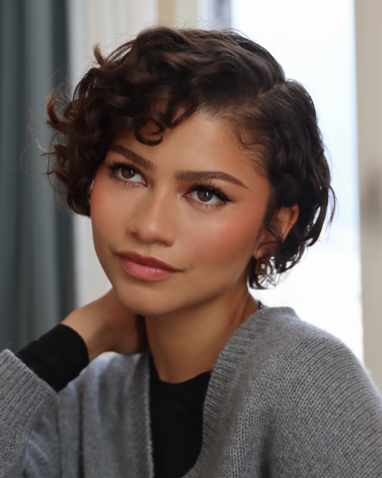 O corte pixie é (de novo!) o favorito entre as famosas: inspire-se em 7 versões atuais corte pixie