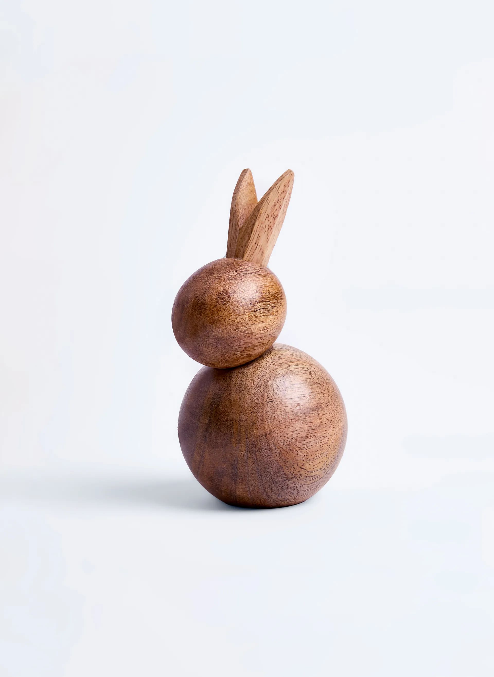 Decoração de Páscoa para casa: coelhos, ovos coloridos, guirlandas e outros objetos para entrar no clima