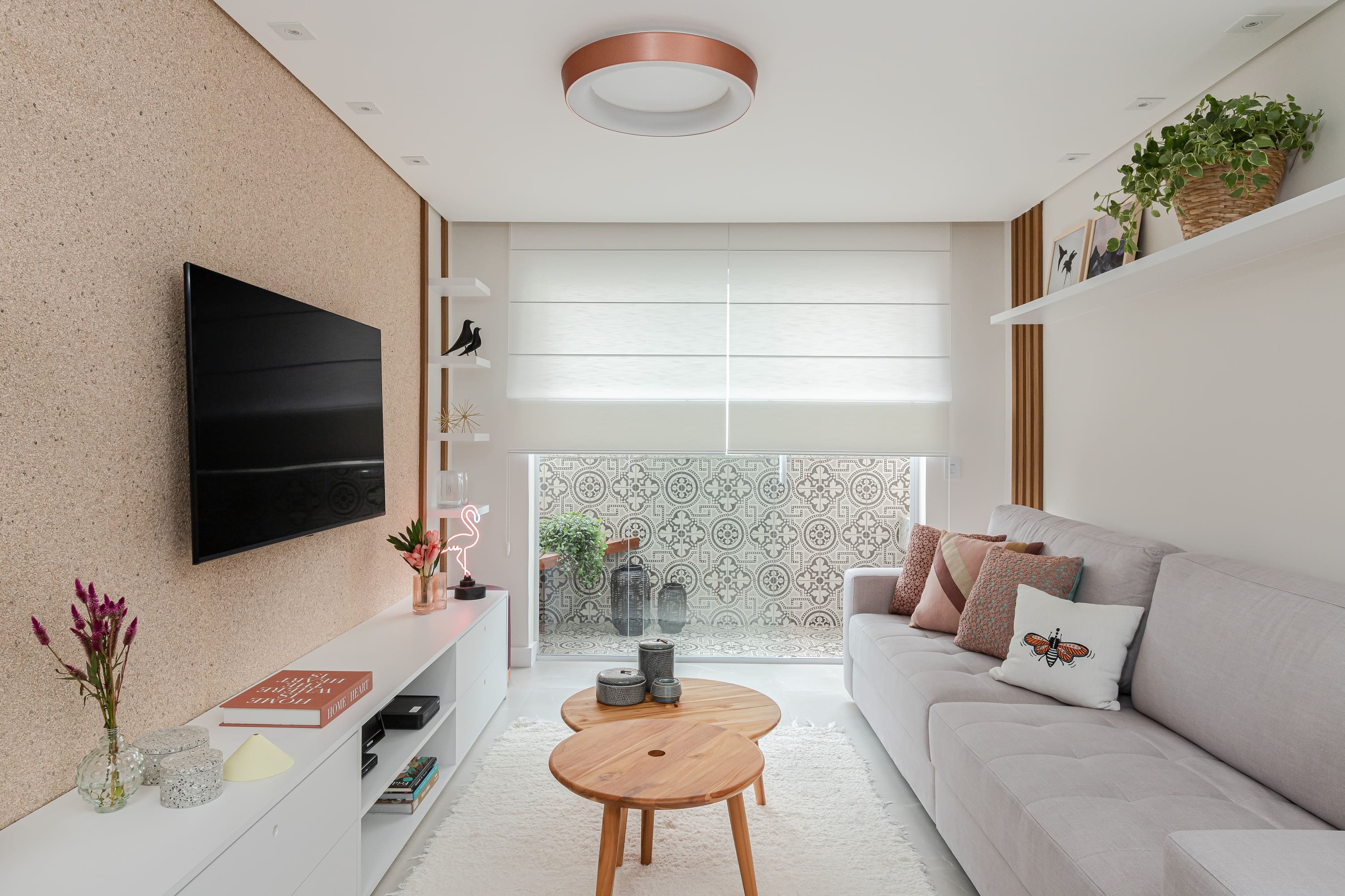 Decoração para salas de apartamentos pequenos: 7 inspirações para driblar o espaço reduzido