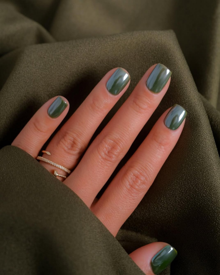 esmalte verde oliva