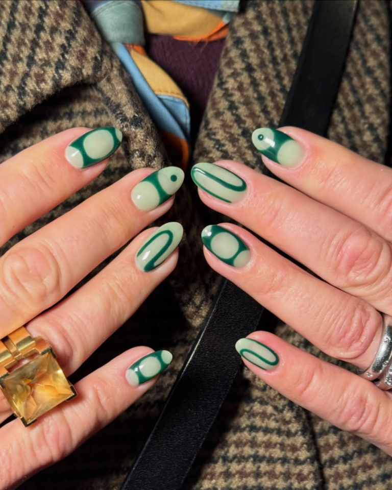 esmalte verde oliva
