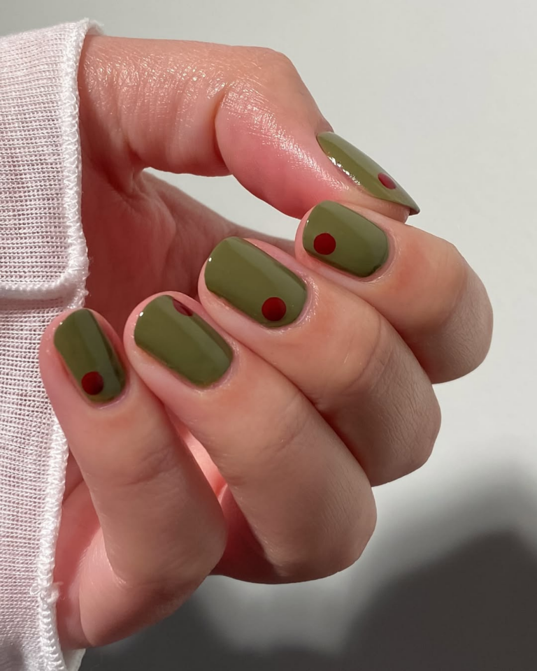 esmalte verde oliva