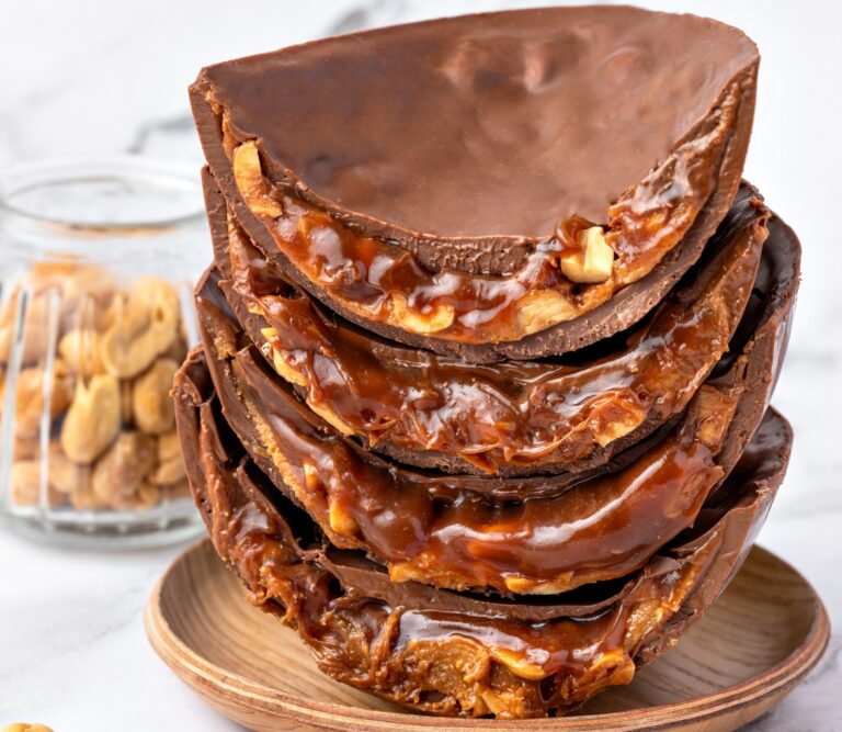 ovo de pascoaOVO NOT NICKERS CAKESS ANA SCHAD OKOK