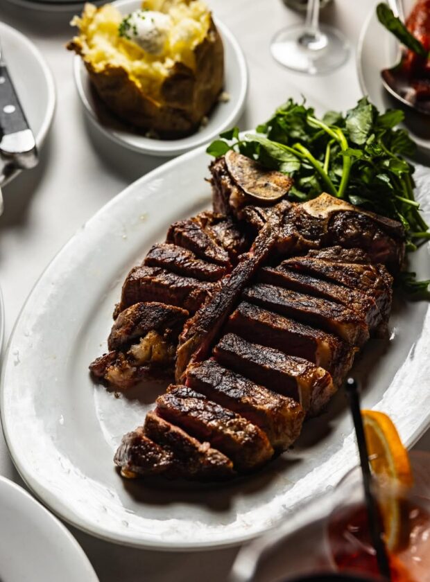 Um guia de restaurantes em Nova York por Henrique Fogaça