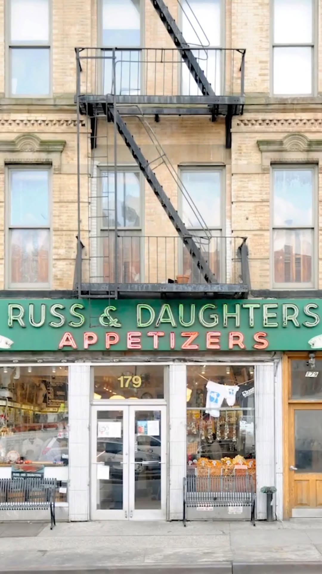 Um guia de restaurantes em Nova York por Henrique Fogaça