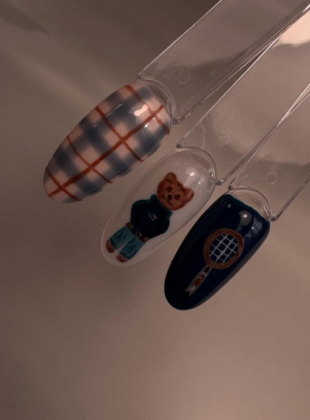 Já ouviu falar nas unhas Ralph Lauren? Conheça a nail art inspirada na marca unhas Ralph Lauren