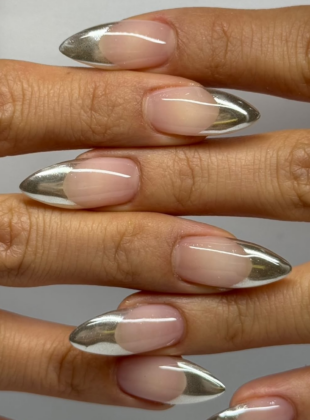 unhas com pó cromado