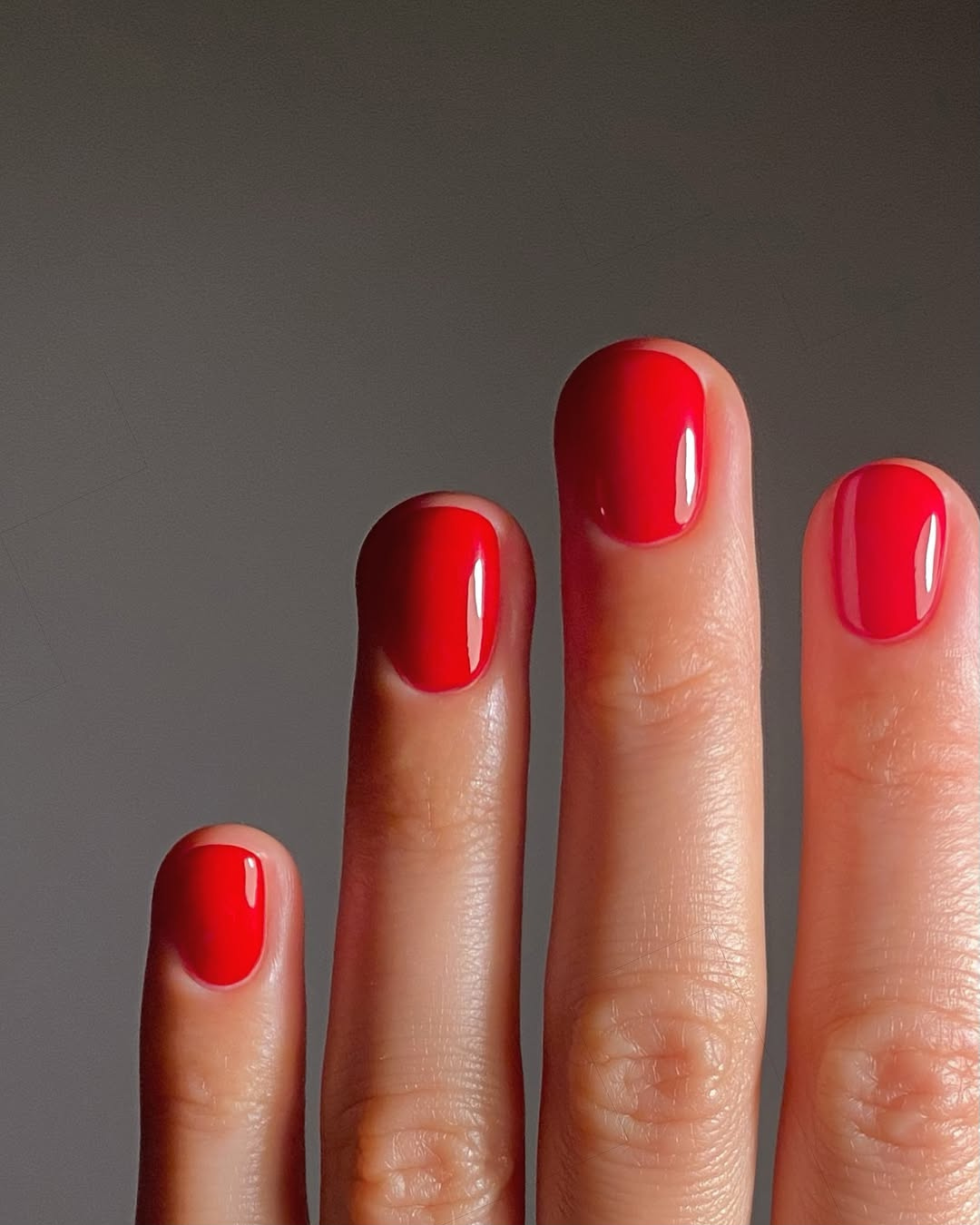 unhas vermelhas elegantes